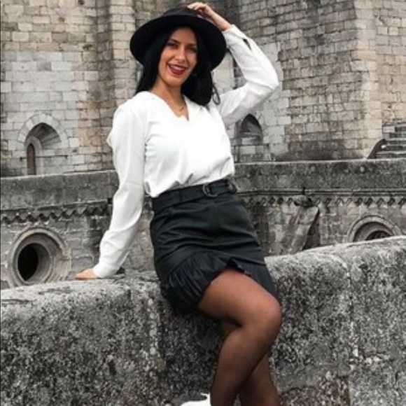 Solid Notched Collar Shirt - Picture 4 of 4